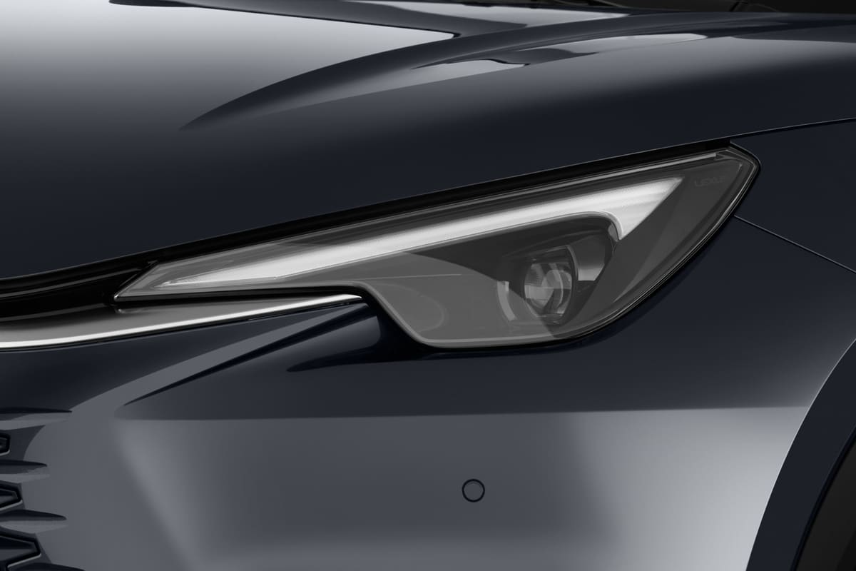 Frontscheinwerfer eines Lexus LBX Hybrid