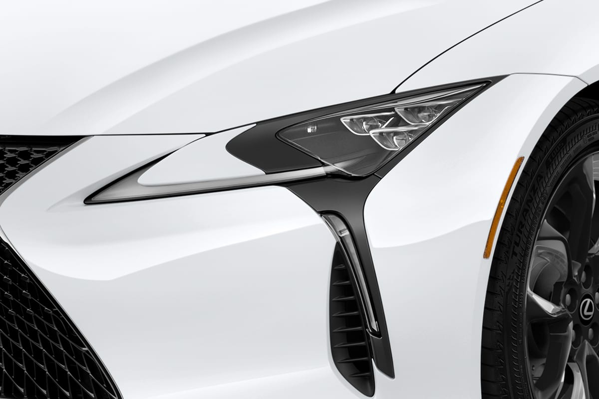 Frontscheinwerfer eines Lexus LC