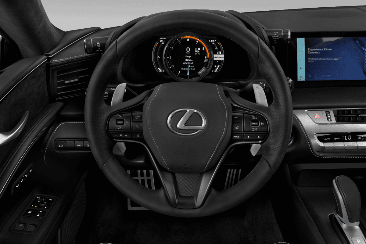 Lenkrad eines Lexus LC