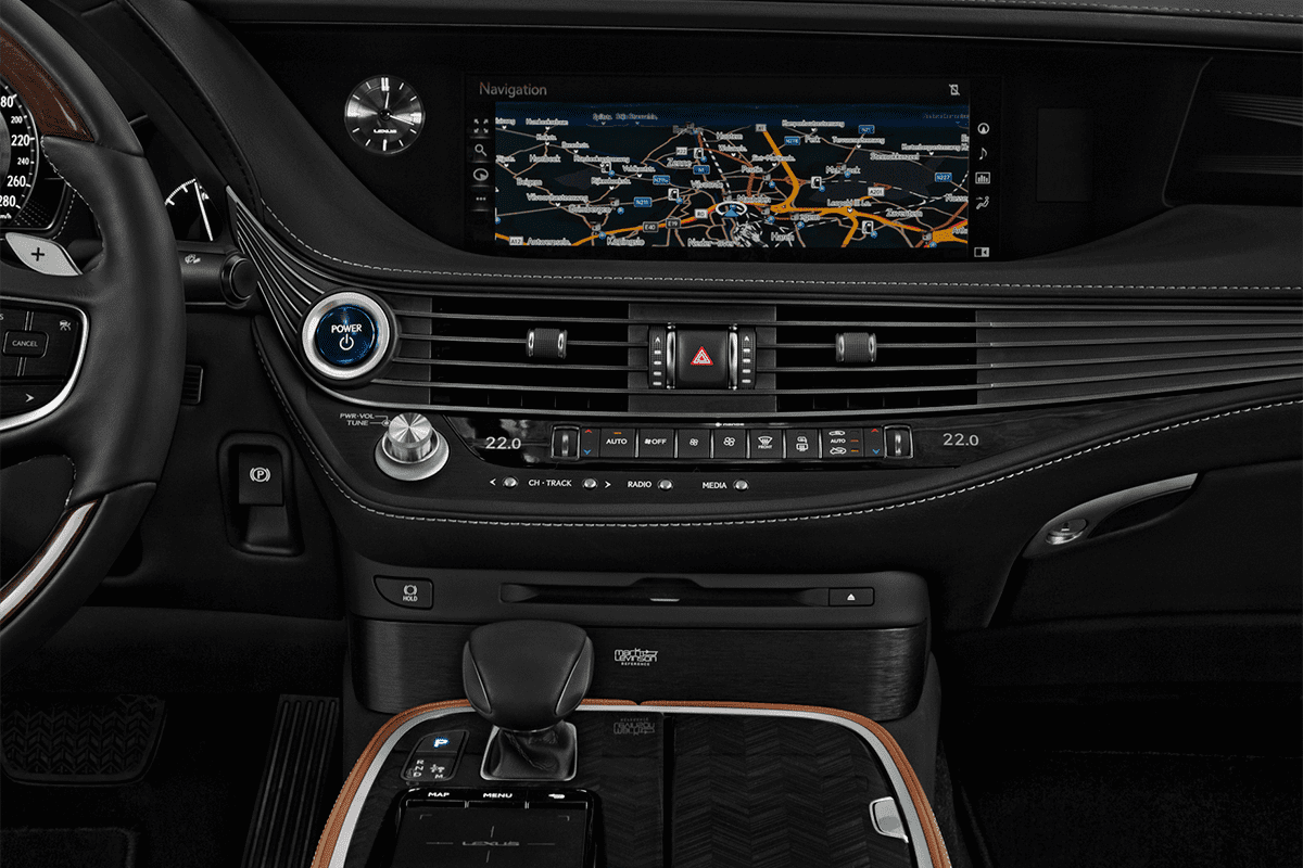 Mittelkonsole eines Lexus LS Hybrid