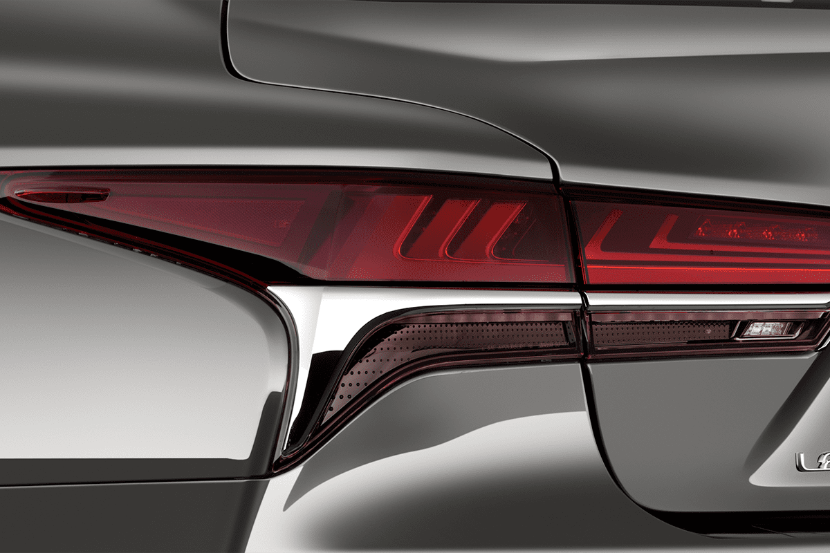 Heckleuchten eines Lexus LS Hybrid