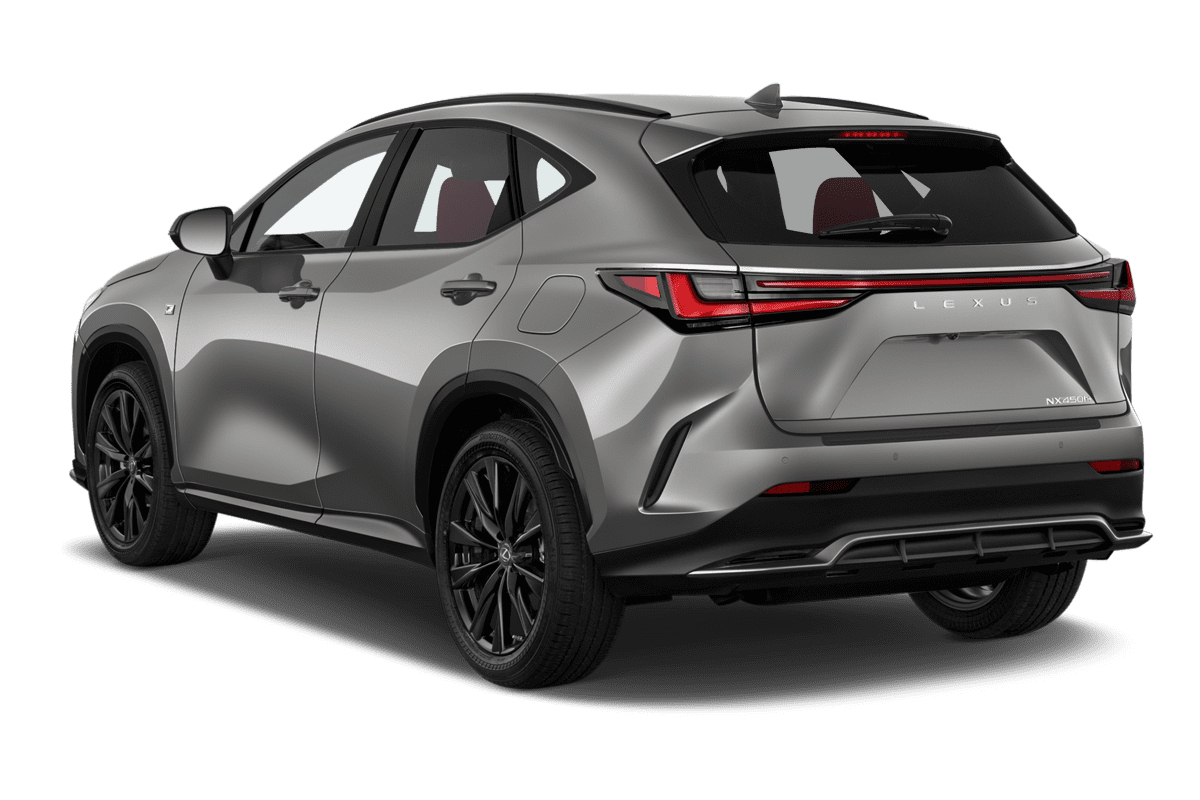 Schräge Heckansicht eines Lexus NX Plug-In-Hybrid, freigestellt