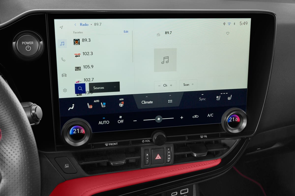 Audiosystem eines Lexus NX Plug-In-Hybrid