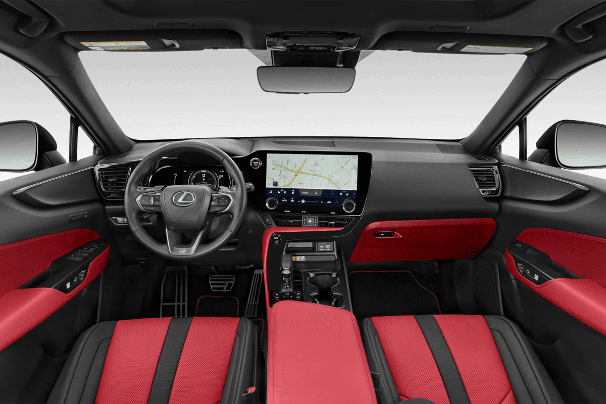 Armaturenbrett eines Lexus NX Plug-In-Hybrid