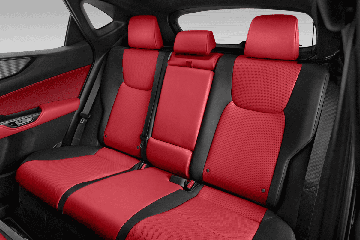 Rücksitzbank eines Lexus NX Plug-In-Hybrid