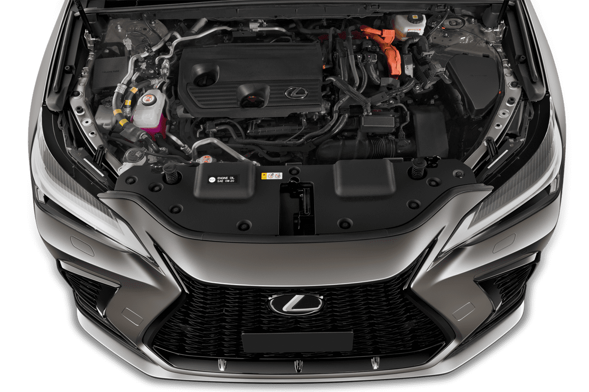 Motorraum eines Lexus NX Plug-In-Hybrid