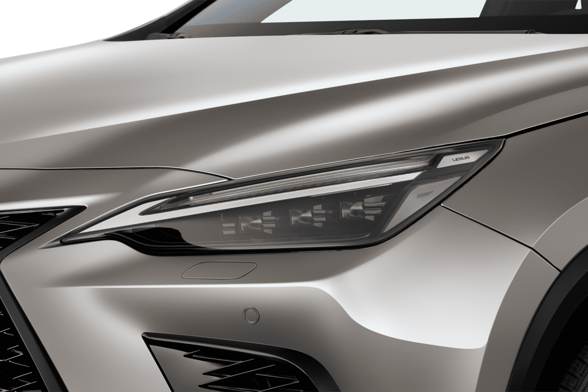 Frontscheinwerfer eines Lexus NX Plug-In-Hybrid
