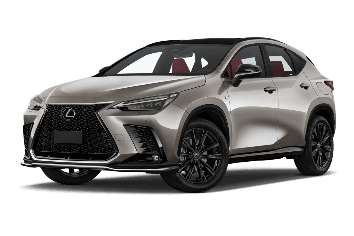 Tiefe, schräge Heckansicht eines Lexus NX Plug-In-Hybrid, freigestellt