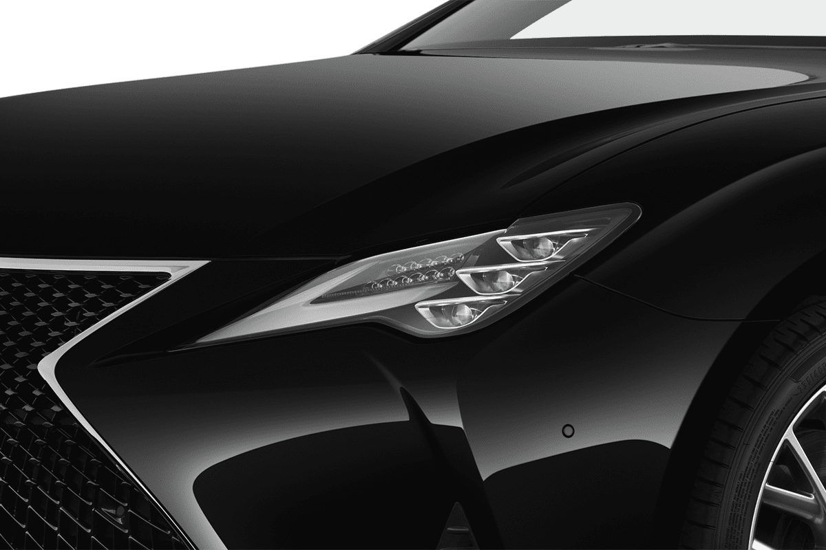 Frontscheinwerfer eines Lexus RC Hybrid