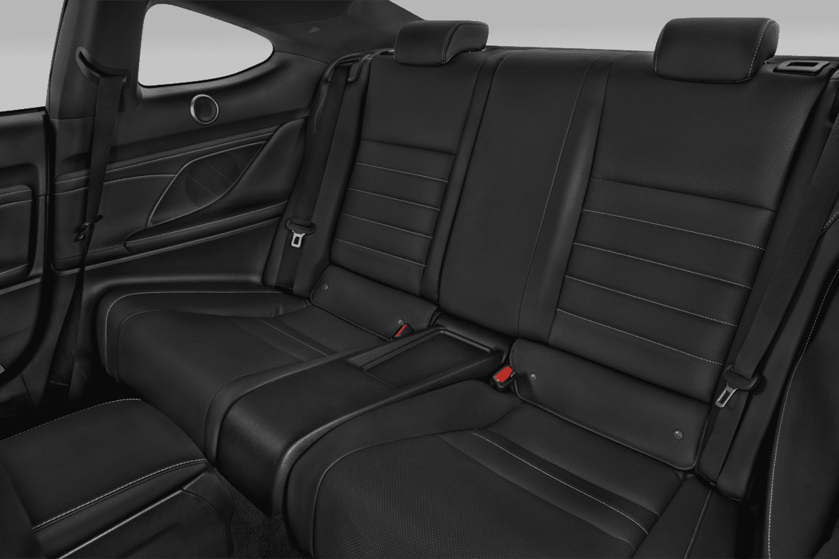 Rücksitzbank eines Lexus RC Hybrid