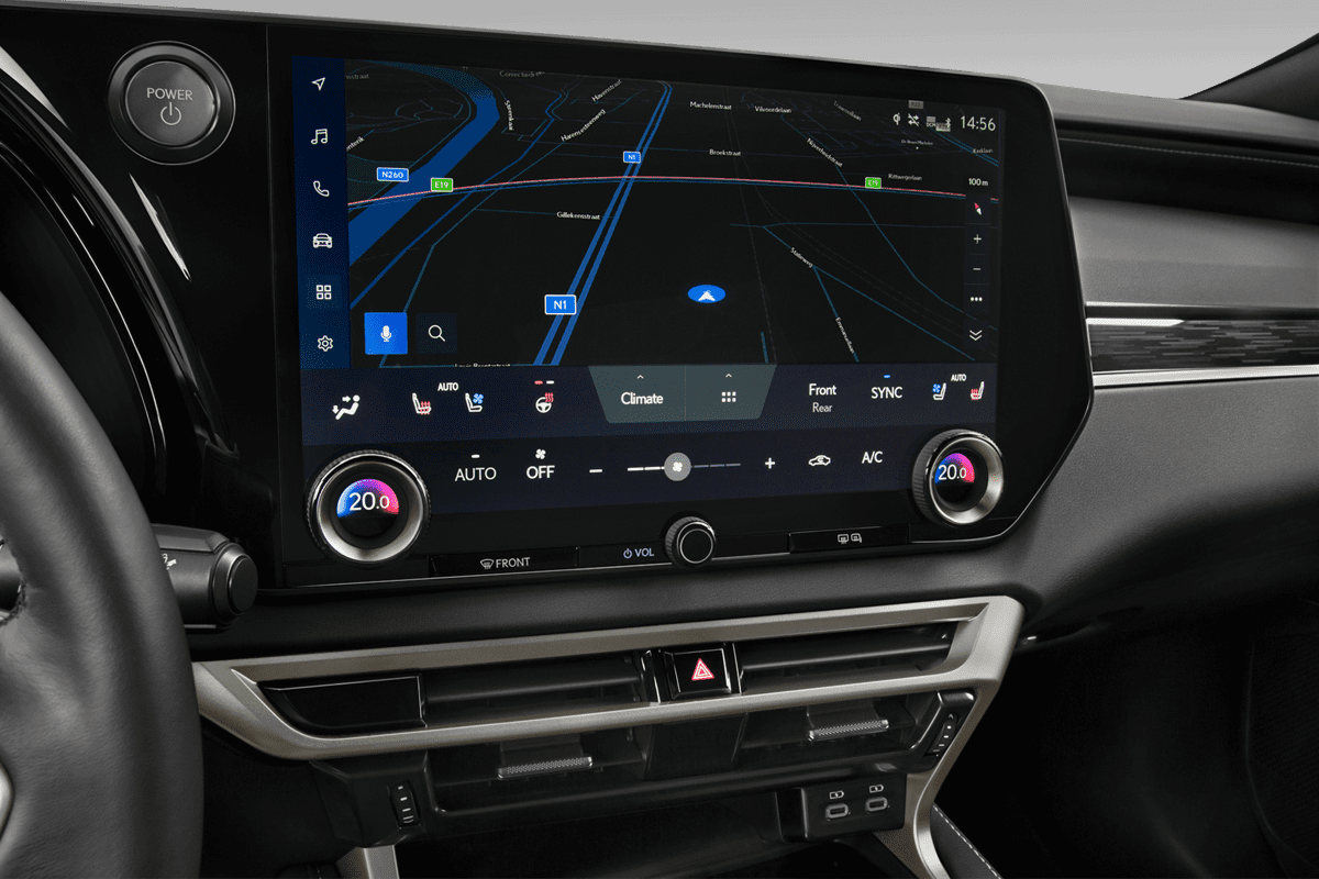 Mittelkonsole eines Lexus RX Plug-in-Hybrid