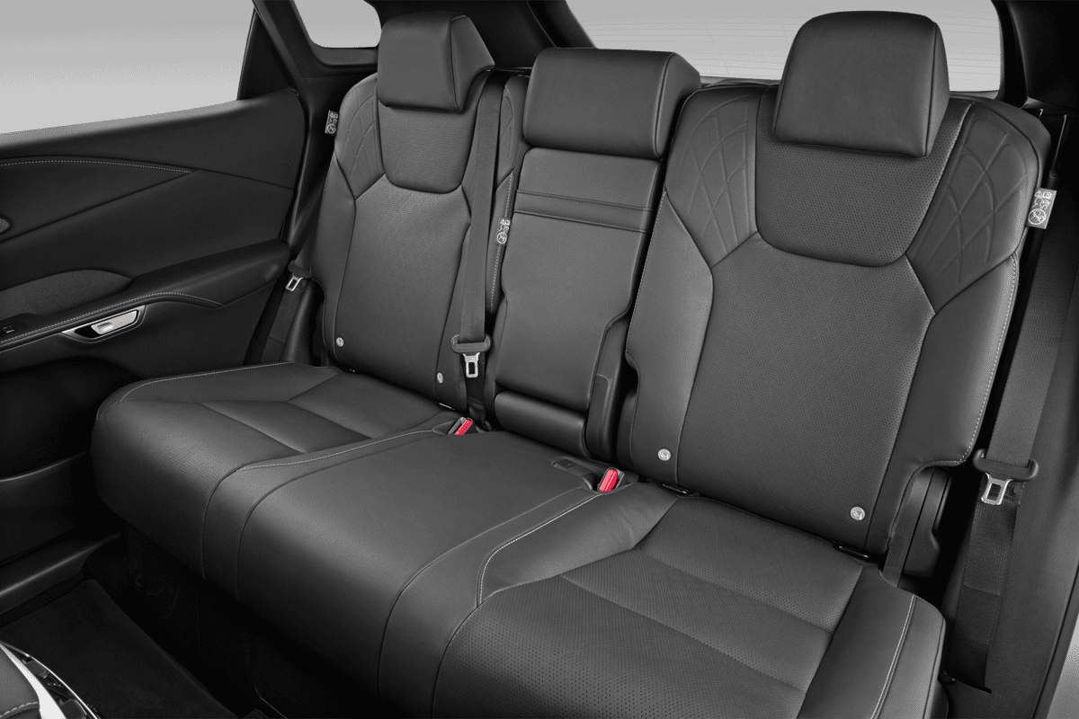 Rücksitzbank eines Lexus RX Plug-in-Hybrid