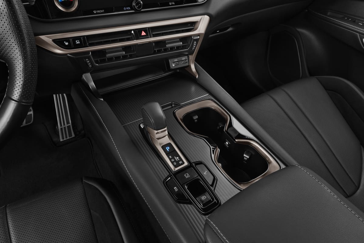 Schaltknüppel eines Lexus RX Hybrid