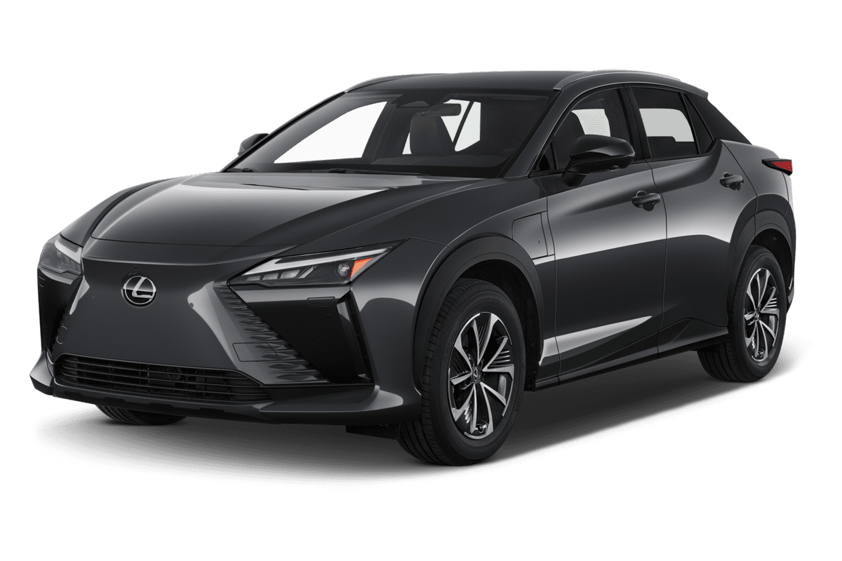Schräge Frontansicht eines Lexus RZ, freigestellt