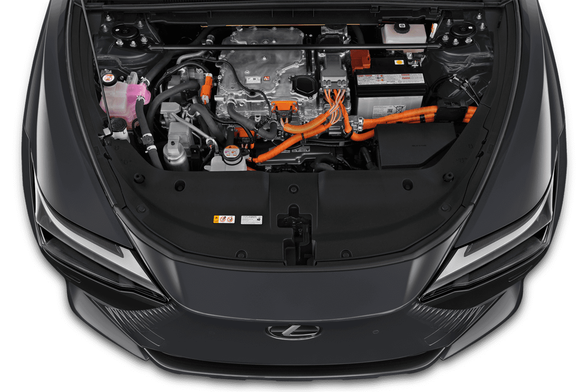 Motorraum eines Lexus RZ