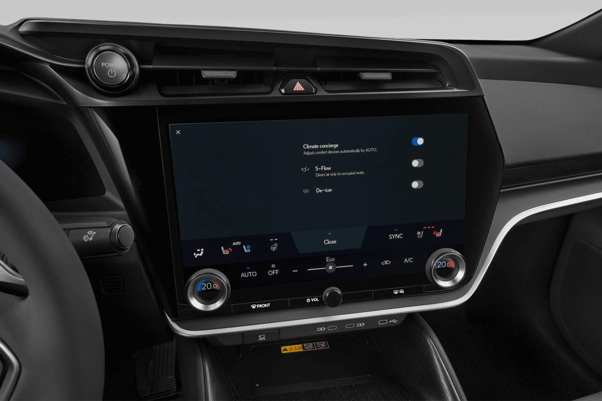 Klimasteuerung eines Lexus RZ