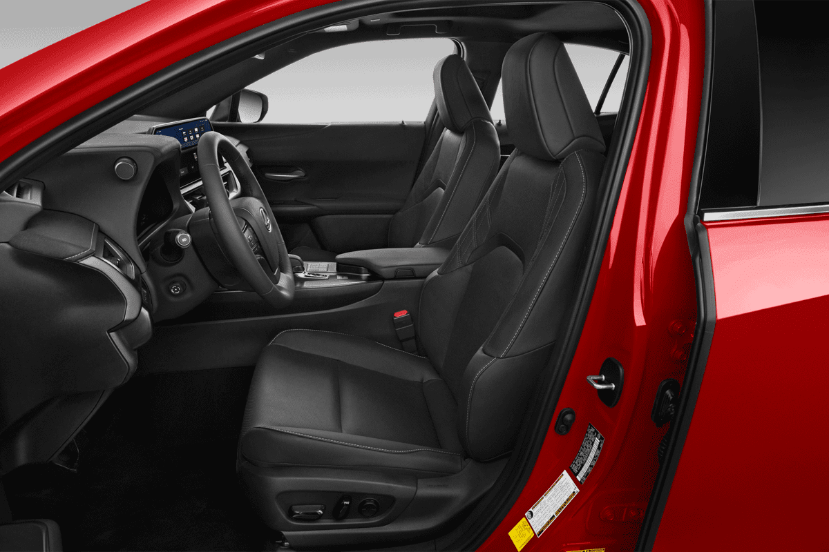 Vordersitze eines Lexus UX Hybrid 