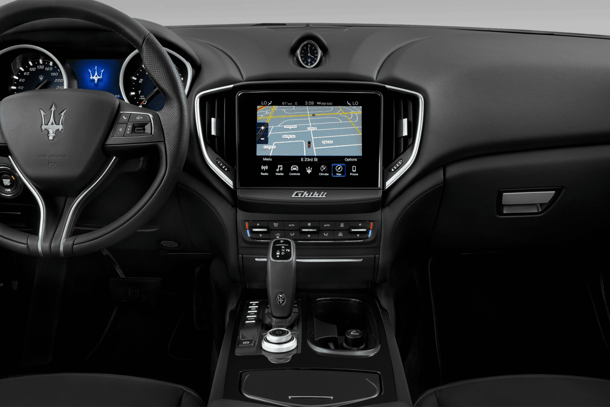 Maserati Ghibli undefined
