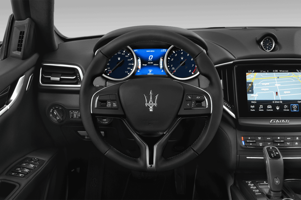 Lenkrad eines Maserati Ghibli