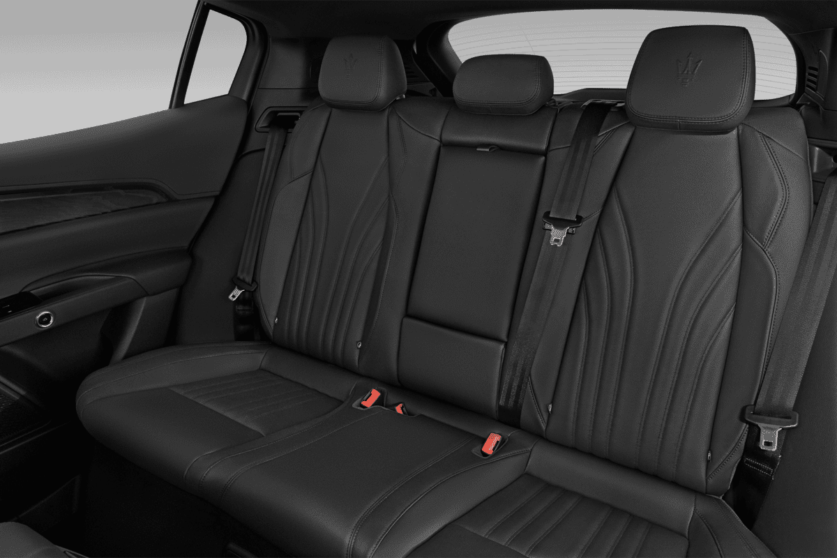 Rücksitzbank eines Maserati Grecale