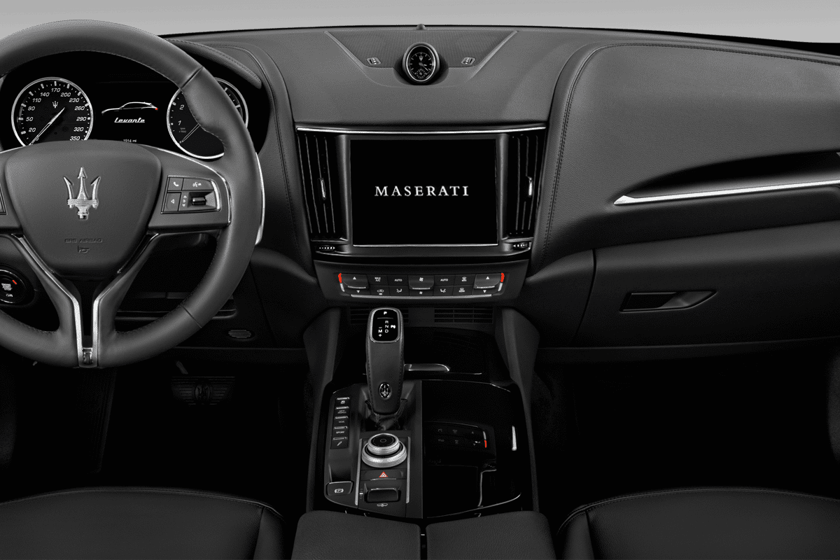 Mittelkonsole eines Maserati Levante