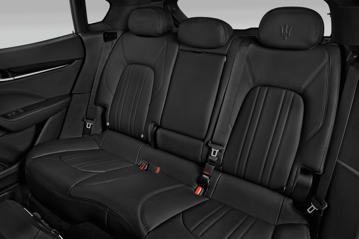 Rücksitzbank eines Maserati Levante