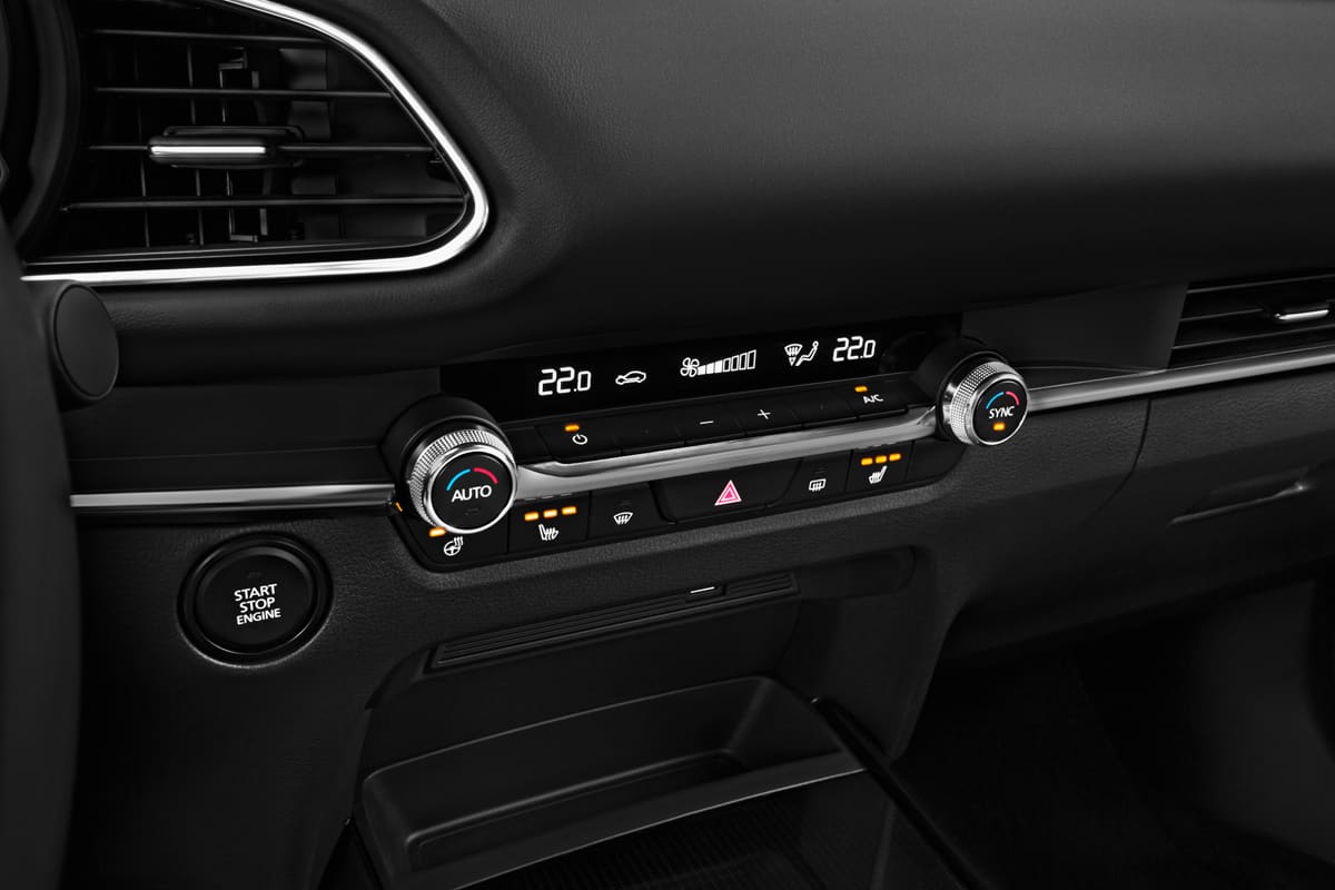 Klimasteuerung eines Mazda CX-30