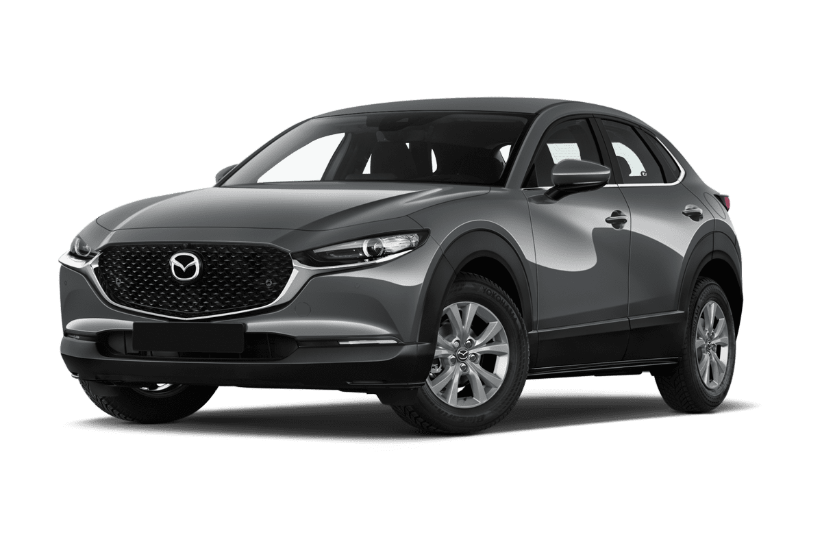 Tiefe, schräge Heckansicht eines Mazda CX-30 (neues Modell), freigestellt