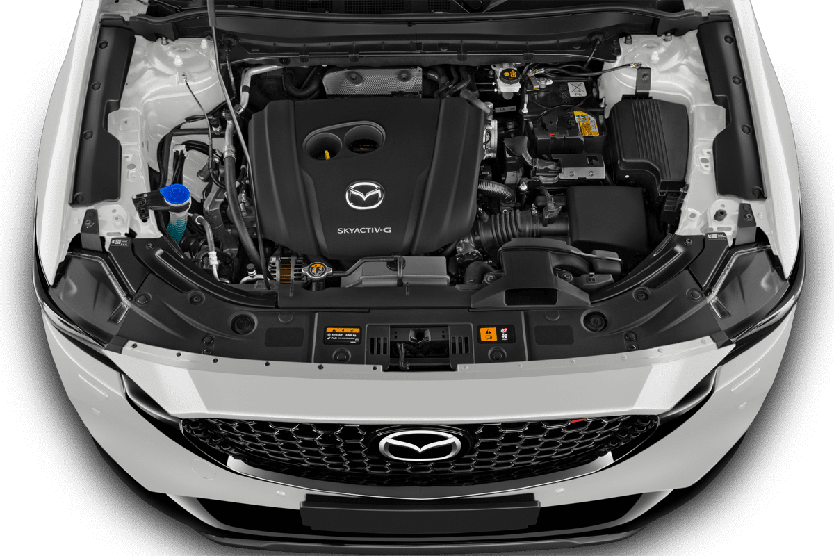 Motorraum eines Mazda CX-5 Homura (neues Modell)