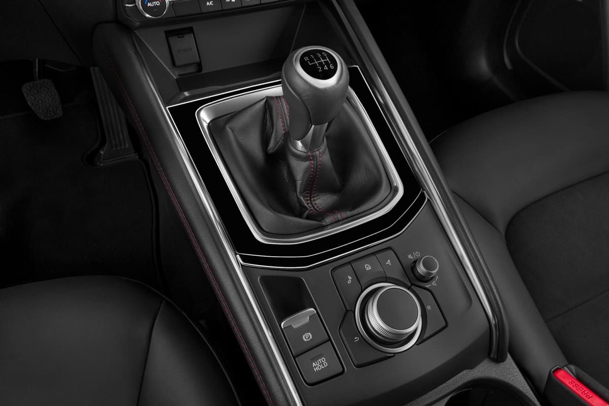 Schaltknüppel eines Mazda CX-5 Homura (neues Modell)