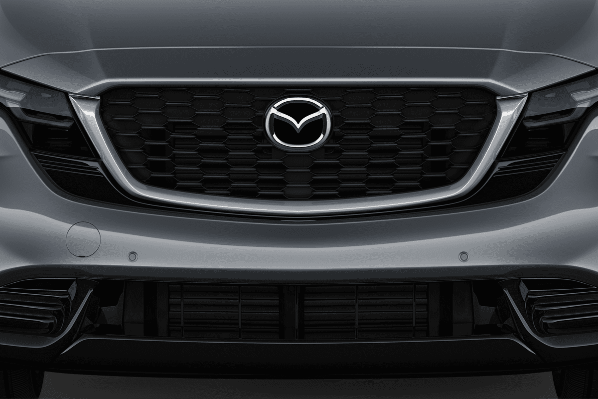 Kühlergrill eines Mazda CX-5 (neues Modell)