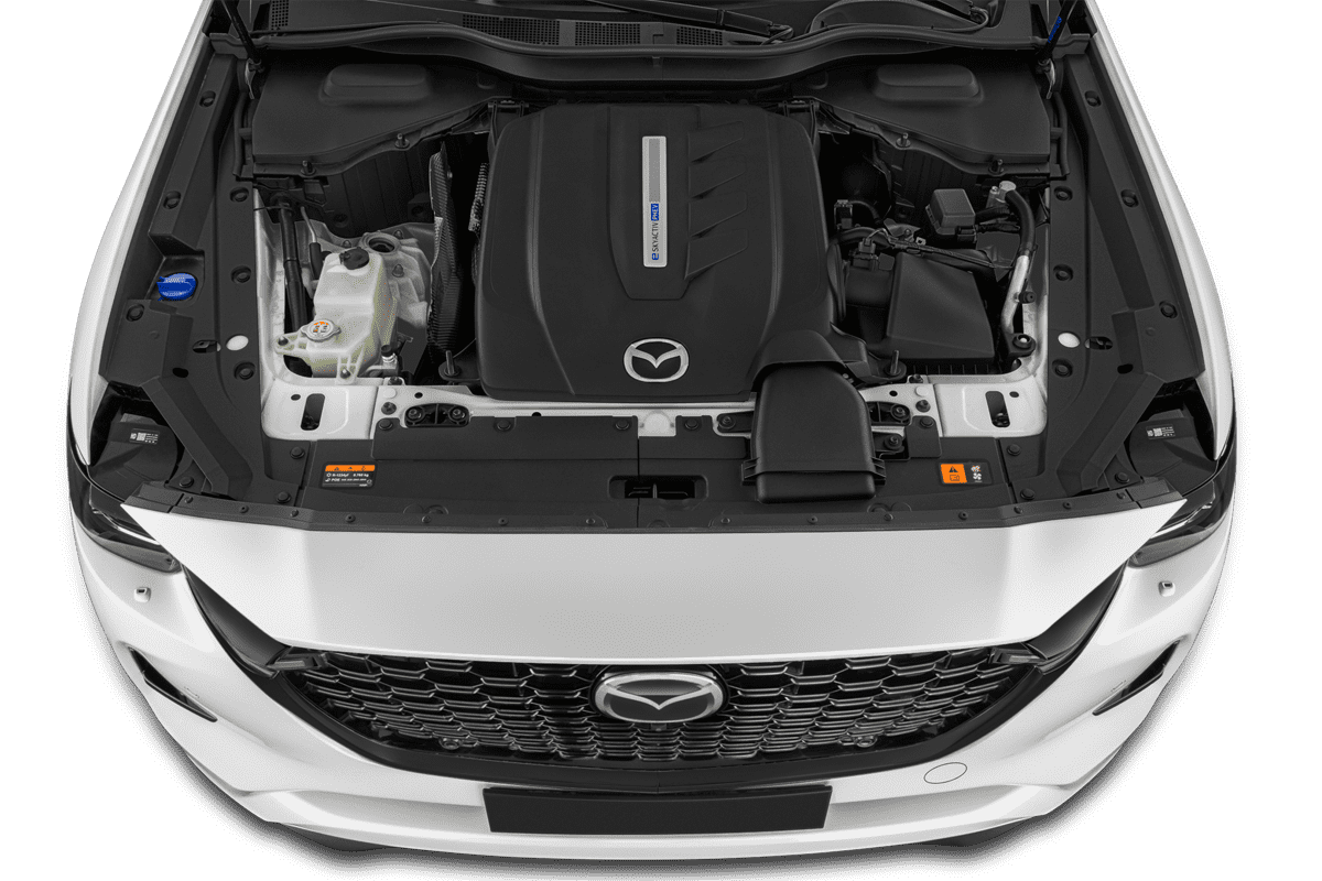 Motorraum eines Mazda CX-60 Plug-in Hybrid 