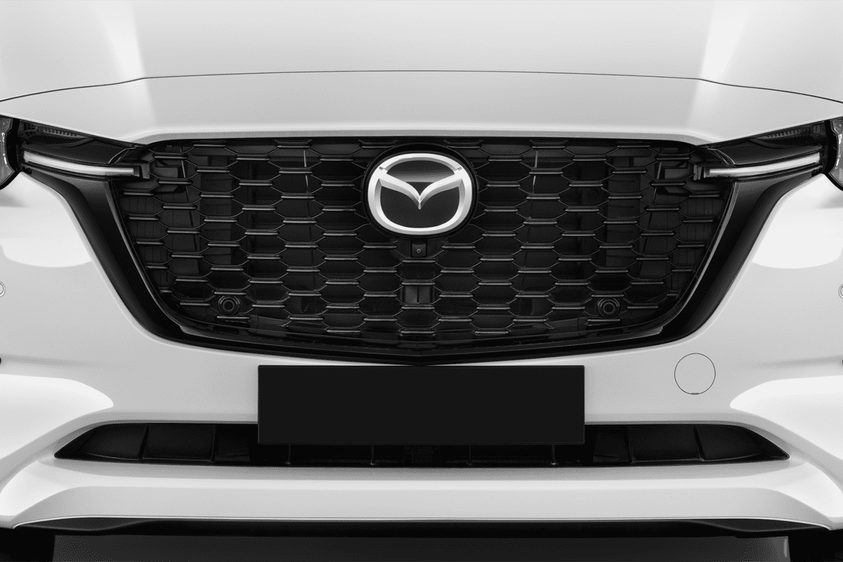 Kühlergrill eines Mazda CX-60 Plug-in Hybrid 