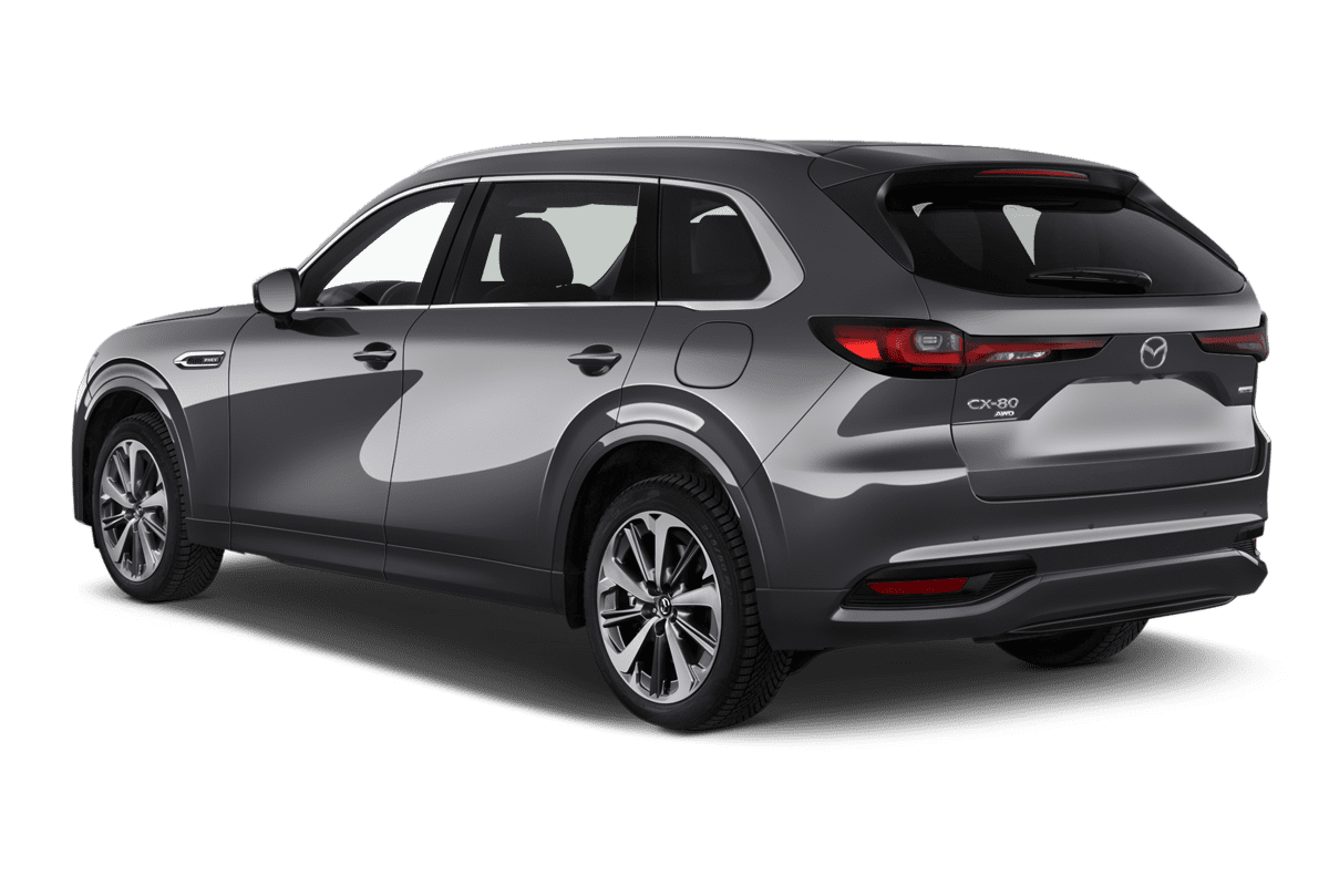 Schräge Heckansicht eines Mazda CX-80 Plug-in-Hybrid , freigestellt