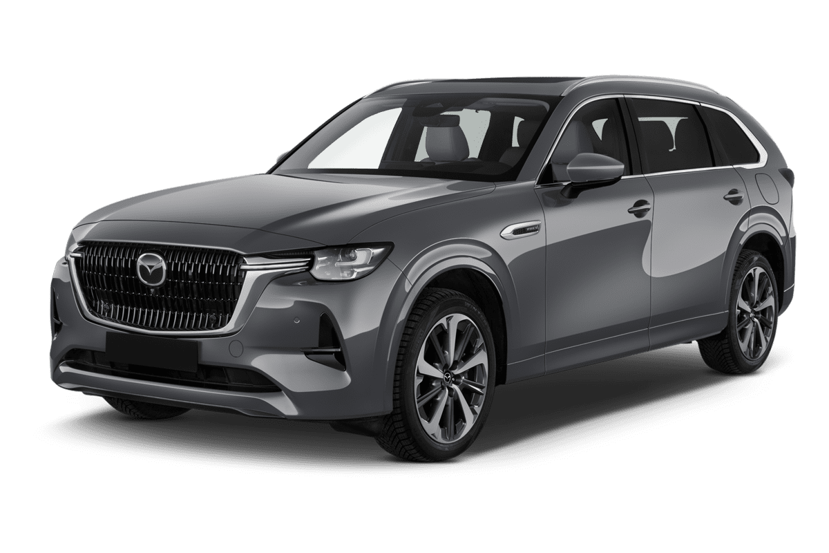 Schräge Frontansicht eines Mazda CX-80 , freigestellt