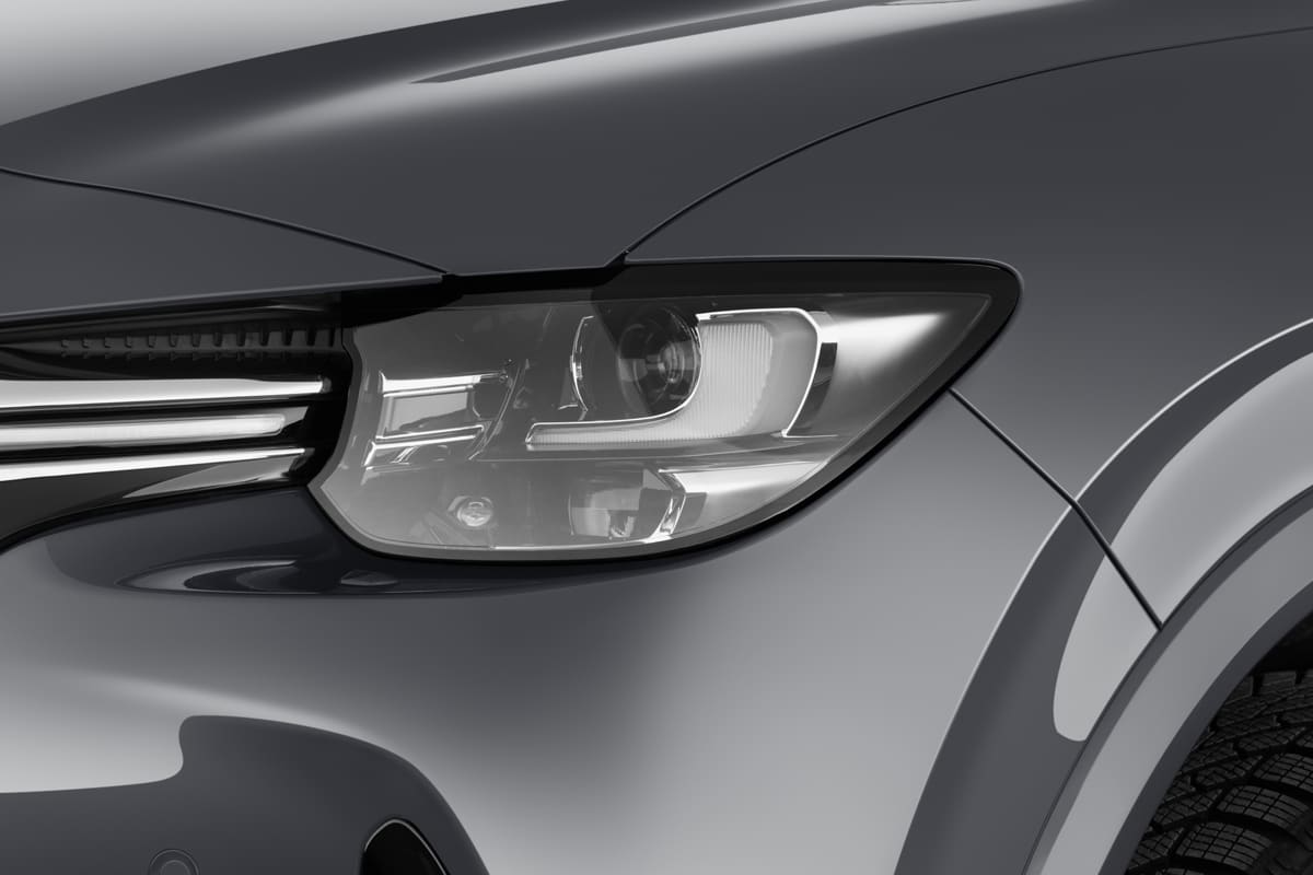 Frontscheinwerfer eines Mazda CX-80  (KI-generiert)