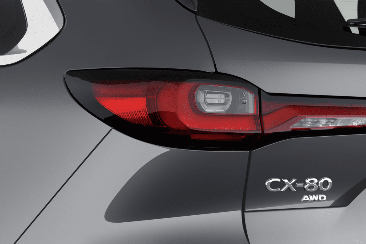 Heckleuchten eines Mazda CX-80  (KI-generiert)