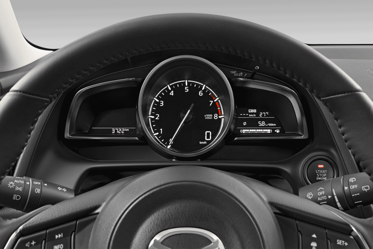 Kombiinstrument eines Mazda 2