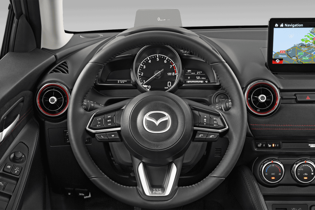 Lenkrad eines Mazda 2