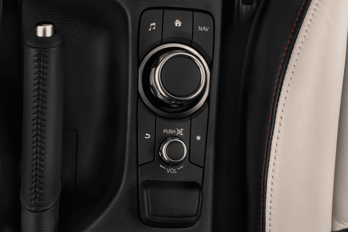 Audiosystem eines Mazda 2 Homura