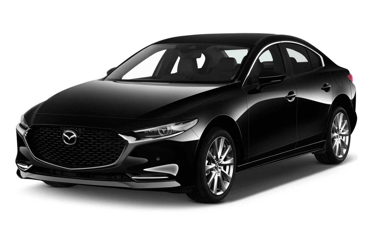 Schräge Frontansicht eines Mazda 3 Fastback, freigestellt