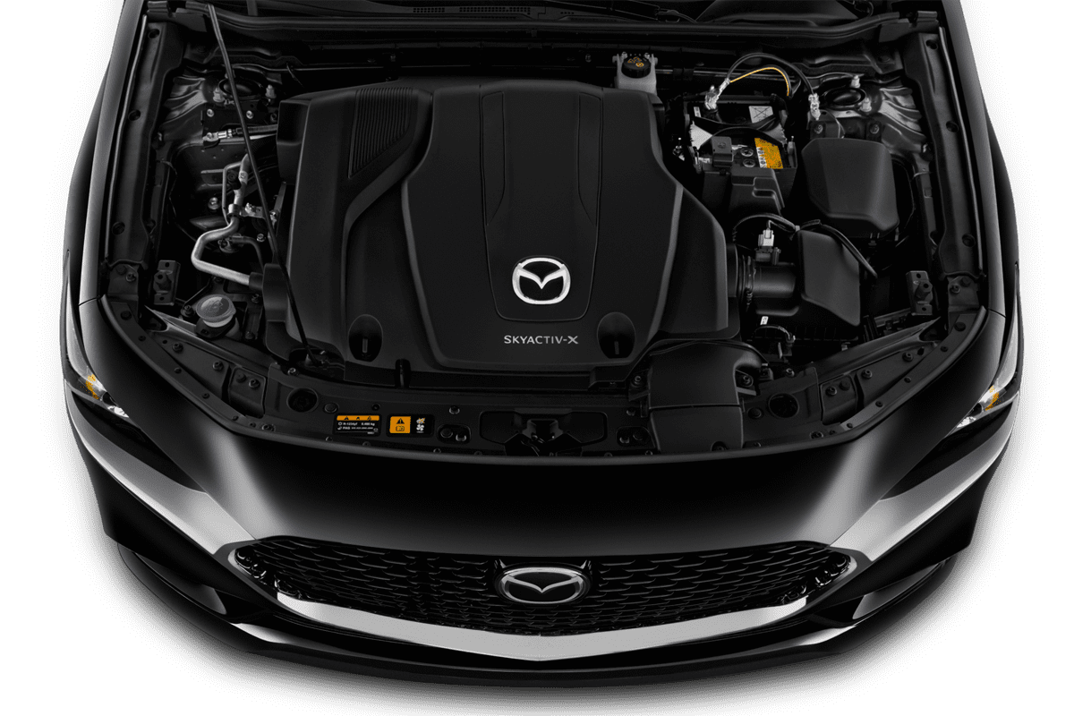 Motorraum eines Mazda 3 Fastback