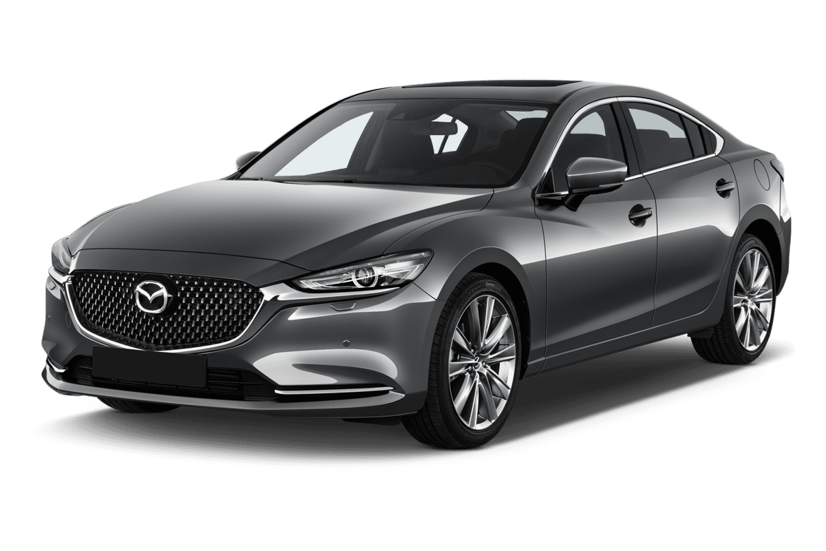 Schräge Frontansicht eines Mazda 6 Limousine, freigestellt