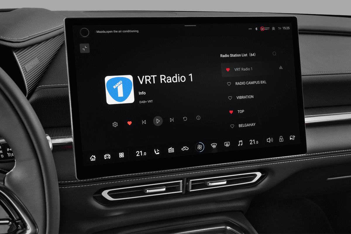 Audiosystem eines Mazda 6e (KI-generiert)