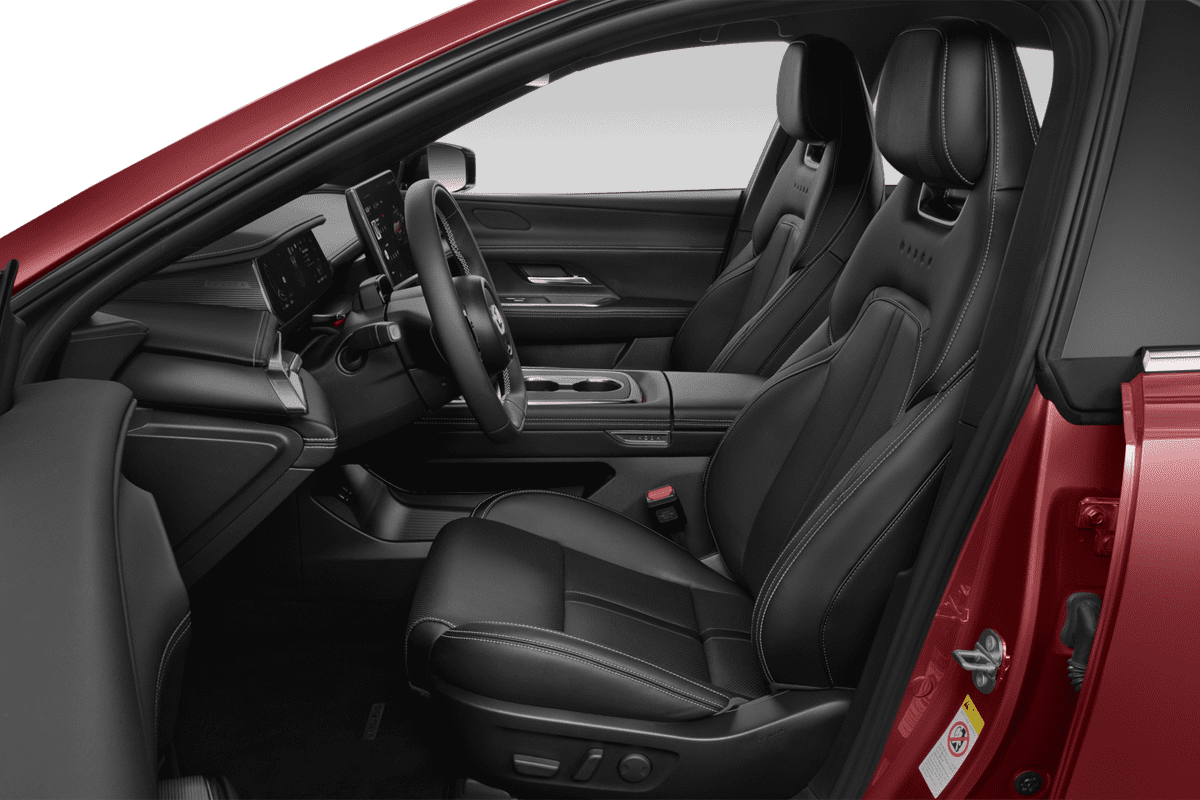 Vordersitze eines Mazda 6e