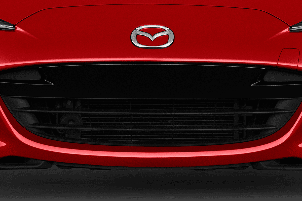 Kühlergrill eines Mazda MX-5 Roadster