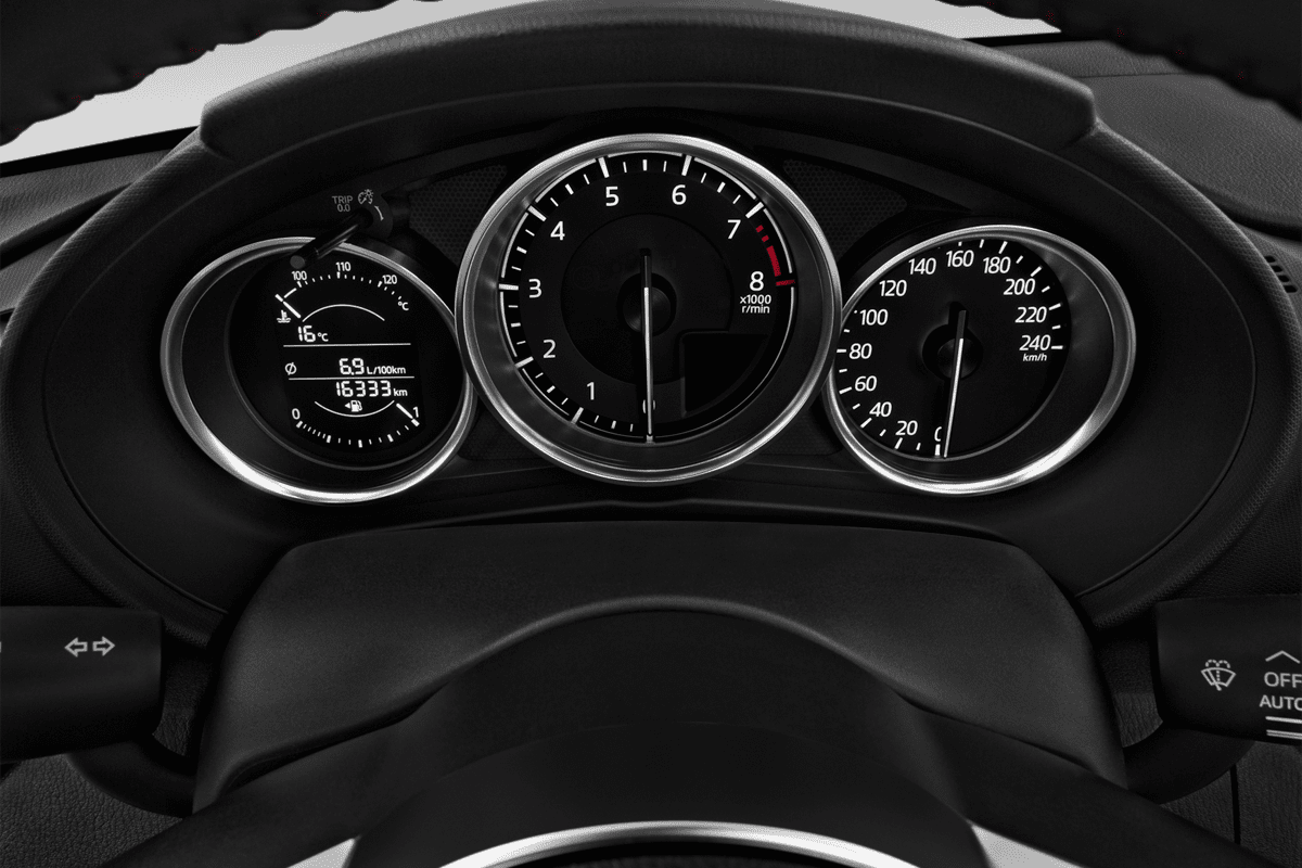 Kombiinstrument eines Mazda MX-5 Roadster
