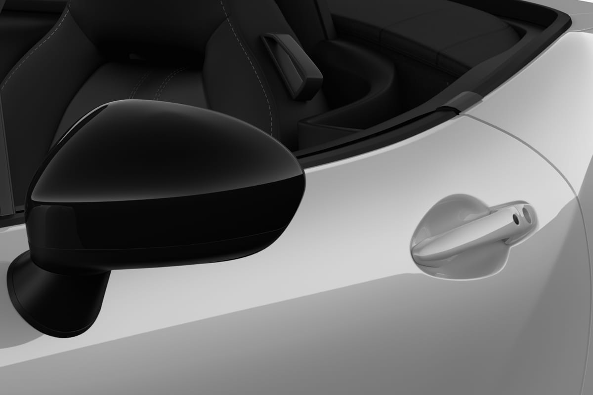 Rückspiegel eines Mazda MX-5 Roadster