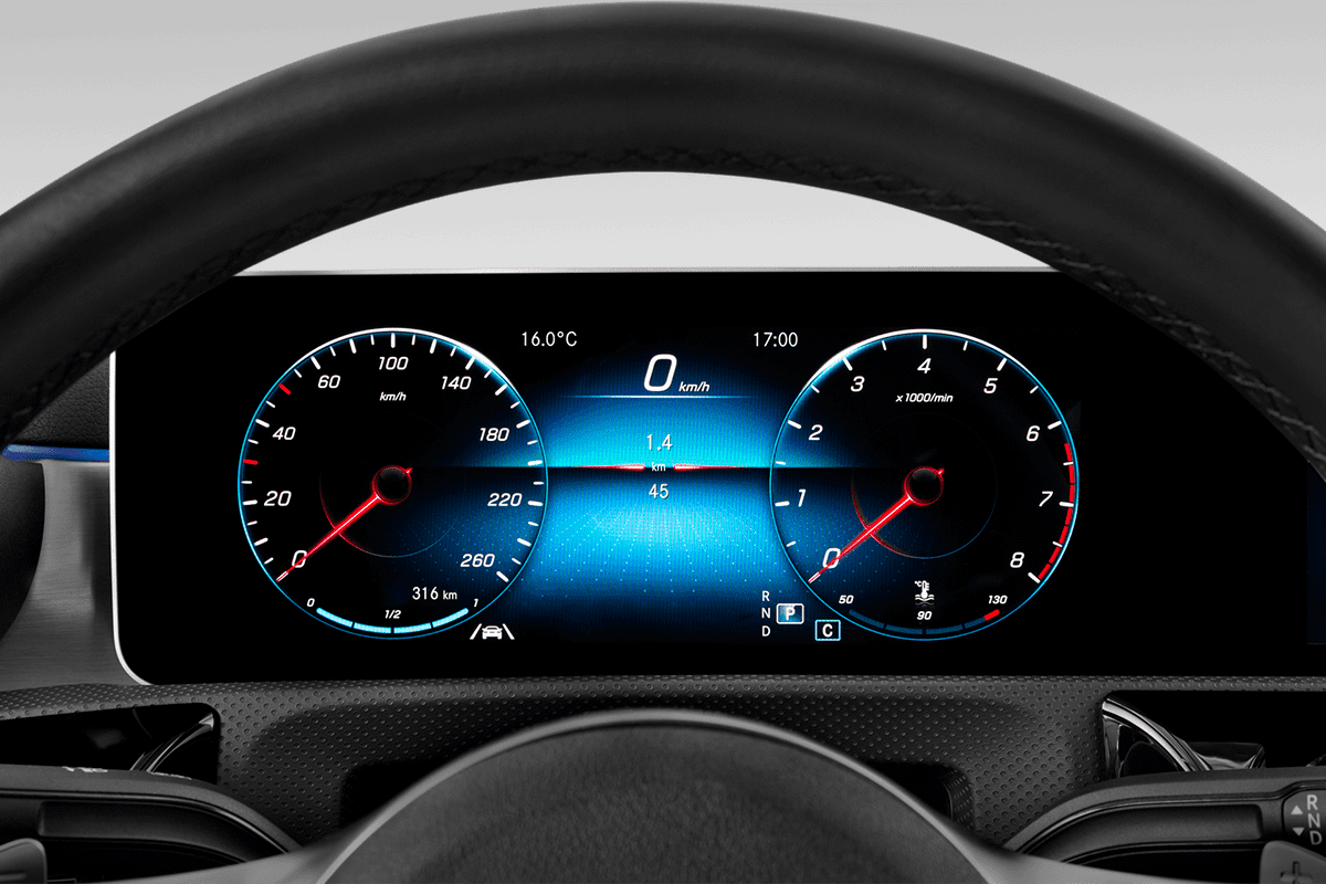 Kombiinstrument eines Mercedes A-Klasse Limousine Plug-in-Hybrid