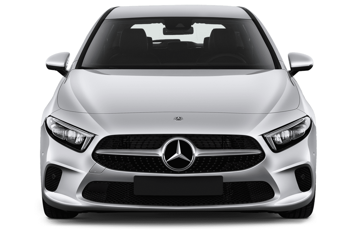 Frontansicht eines Mercedes A-Klasse Plug-in-Hybrid, freigestellt